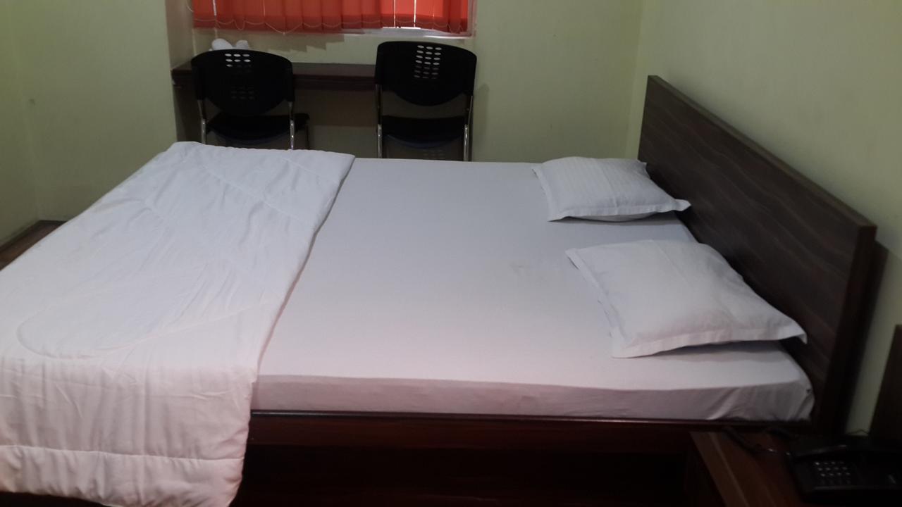 Monovilla Inn Calcutta Buitenkant foto