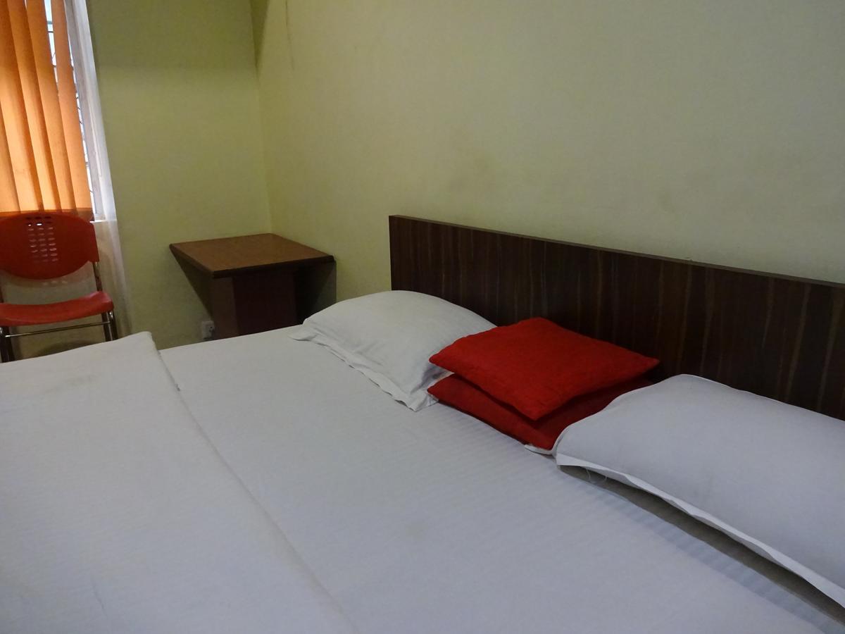 Monovilla Inn Calcutta Buitenkant foto